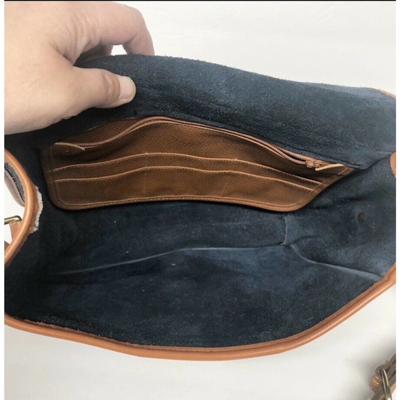 Vintage Dooney & Bourke Shoulder Bag Purse Crossbody All Weather Leather - Picture 5 of 9